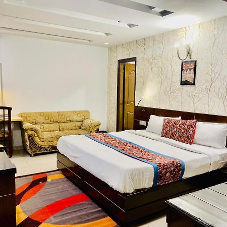 Hotel Queens Tower Amritsar Exteriér fotografie