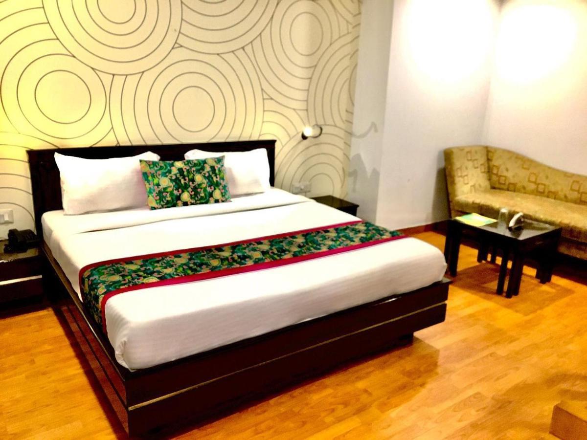 Hotel Queens Tower Amritsar Exteriér fotografie
