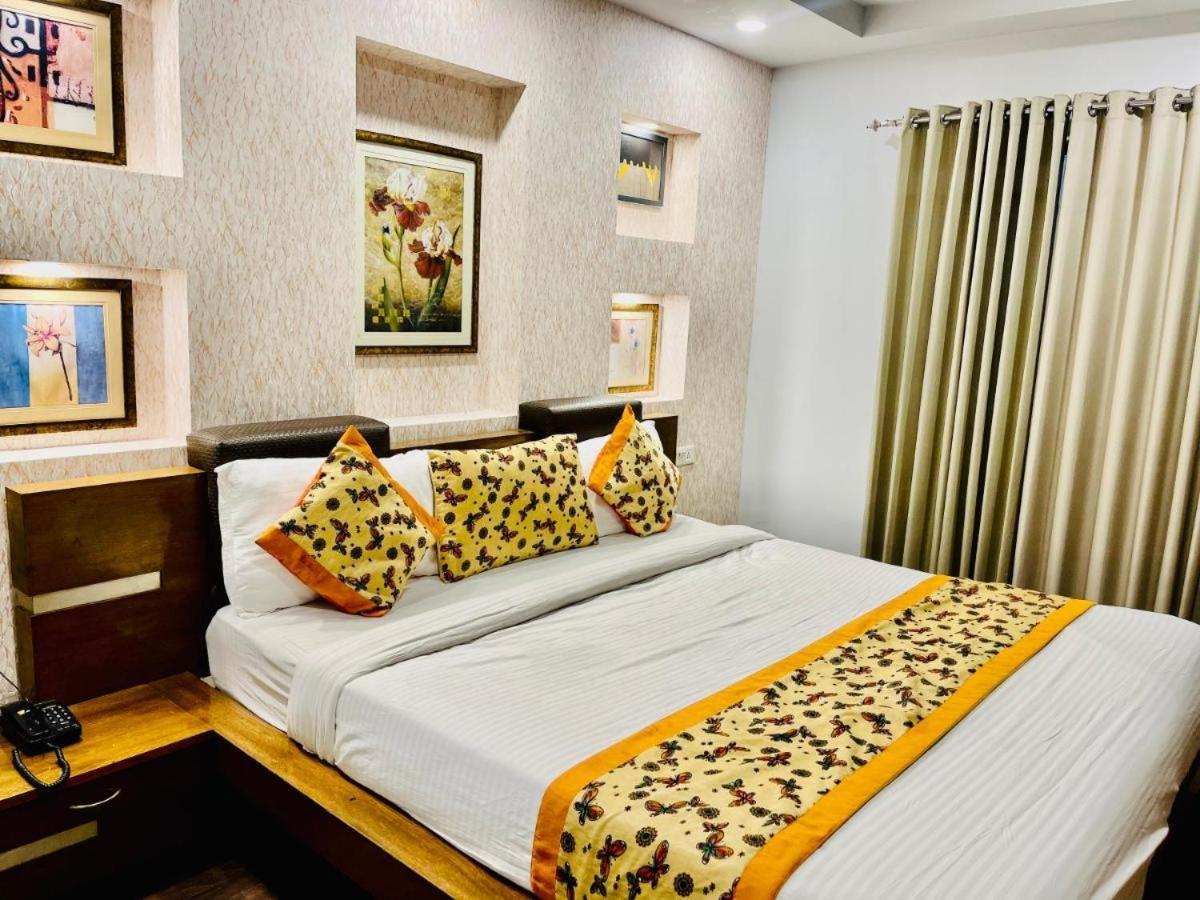 Hotel Queens Tower Amritsar Exteriér fotografie
